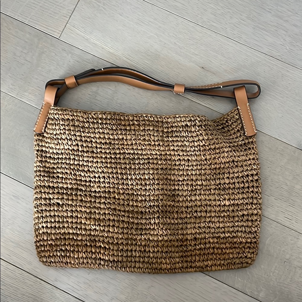 Brown Woven raffia Shoulder Bag with leather pouch